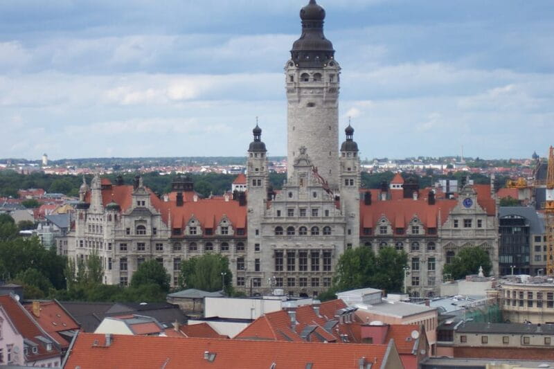 Leipzig: Guided tour through the New Town Hall - Climbing the Tower: Views and Considerations