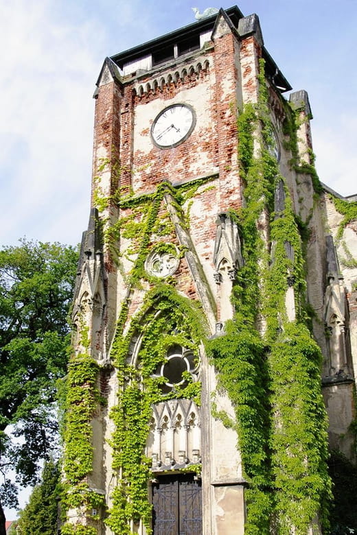 Leipzig: Hop-On-Hop-Off Bus Tour & City Walk - FAQ