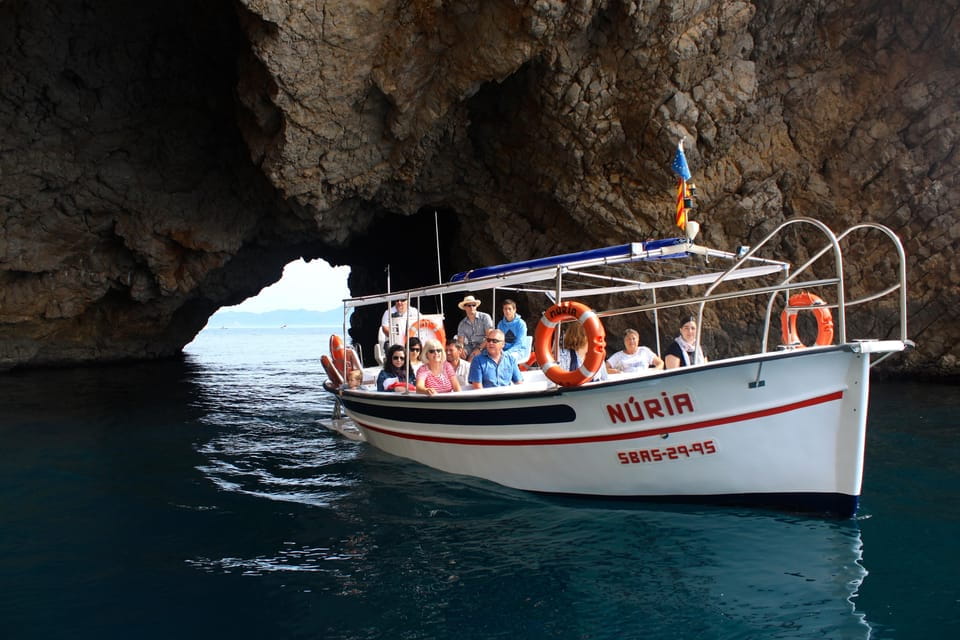 LEstartit: Boat Trip to the Medes Islands and the NP Caves - Booking Your Adventure