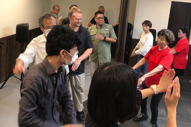 Let'S Dance Bon Odori Japanese Folk Dance Near Tsutenkaku - Practical Information: Meeting Point, Accessibility, and Amenities