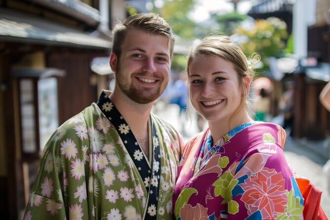 Lets Enjoy Wearing Kimono! Kyoto Kiyomizu Temple Short Tour - Key Points