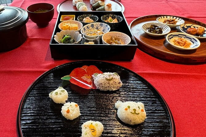 Lets Lunch / YANAKA MADAME HOME / Local Dish & Rice Ball Making. - Sampling the Delicious Fare