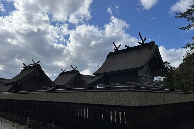 Life to Knife Immerse Into the Soul of Rustic Japan - Key Points