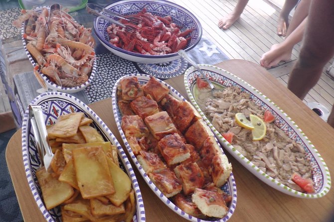 Liliana's Boat Trip With Lunch Included - Capturing Picturesque Bays