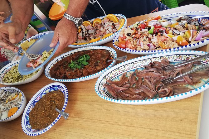 Liliana's Boat Trip With Lunch Included - Meeting Location and Time