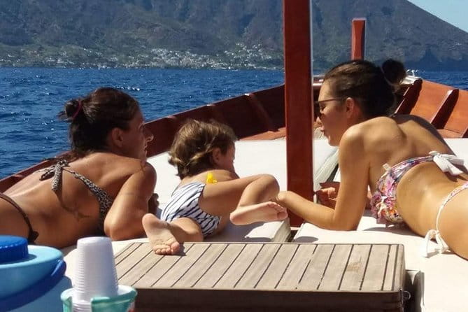 Lipari and Vulcano Private Boat Tour (7 hours) - FAQ