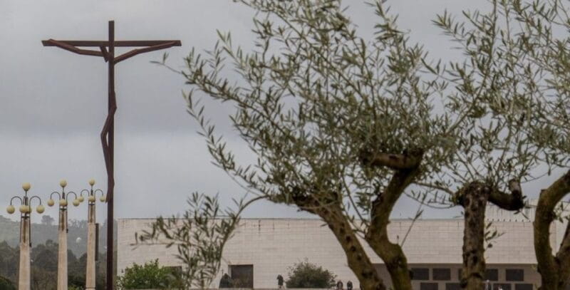 Lisboa: Fátima, Batalha, Nazaré and Óbidos Full Day Tour! - Discovering Portugal’s Gems in One Day: A Full-Experience Guide