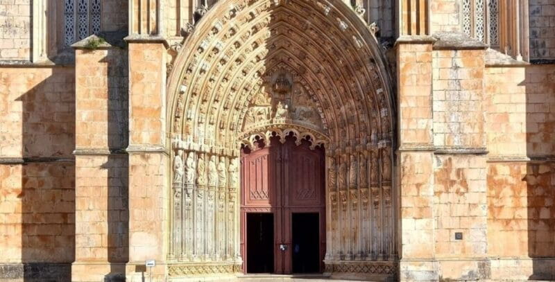 Lisboa: Fátima, Batalha, Nazaré and Óbidos Full Day Tour! - FAQ