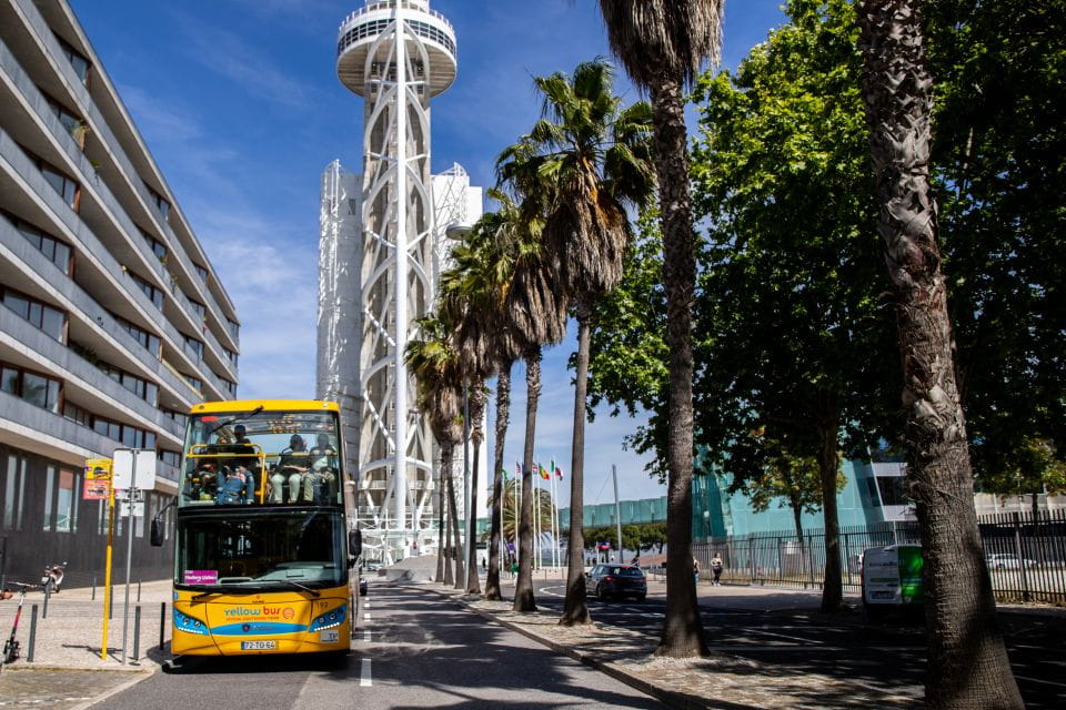 Lisbon: 48-Hour Hop-On-Hop-Off Bus Tour and Oceanarium Entry - Departure Times and Restrictions