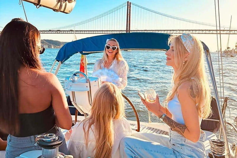 Lisbon Adventure 2 Hours Tuk-Tuk Tour and 2H Sunset Sailing - FAQ