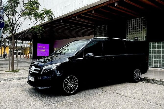 Lisbon Airport Transfer - Who is this transfer best suited for?