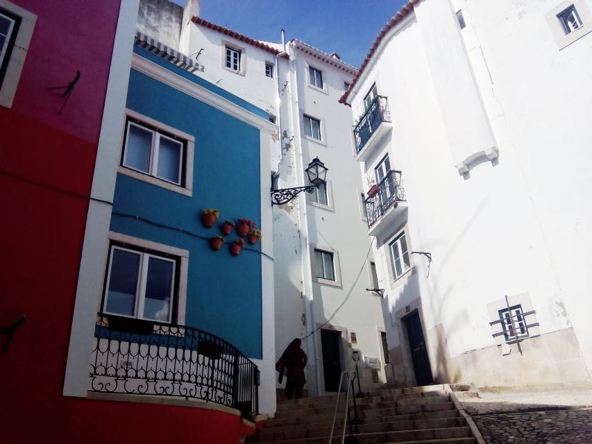 Lisbon: Alfama, Mouraria Neighborhood Walking Tour - Walking Tour Description