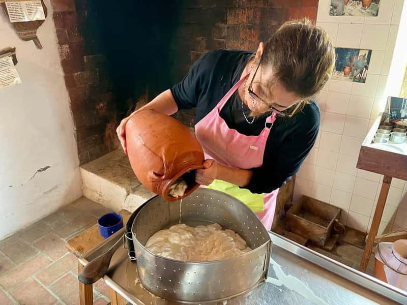 Lisbon: Azeitão Cheese Workshop with Wine & Food Tasting - Key Points / Takeaways