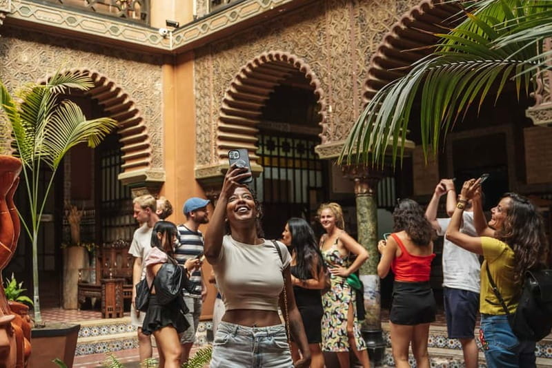 Lisbon: Baixa Food Walking Tour with Drinks - Price and Logistics: Is It Worth It?