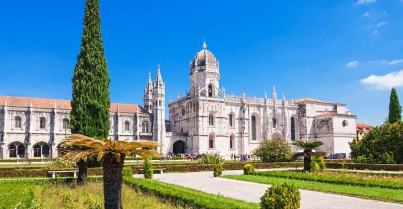 Lisbon: Belem Tour & Jerónimos Monastery Skip-line Ticket - Discovering Belem: A Concise Introduction
