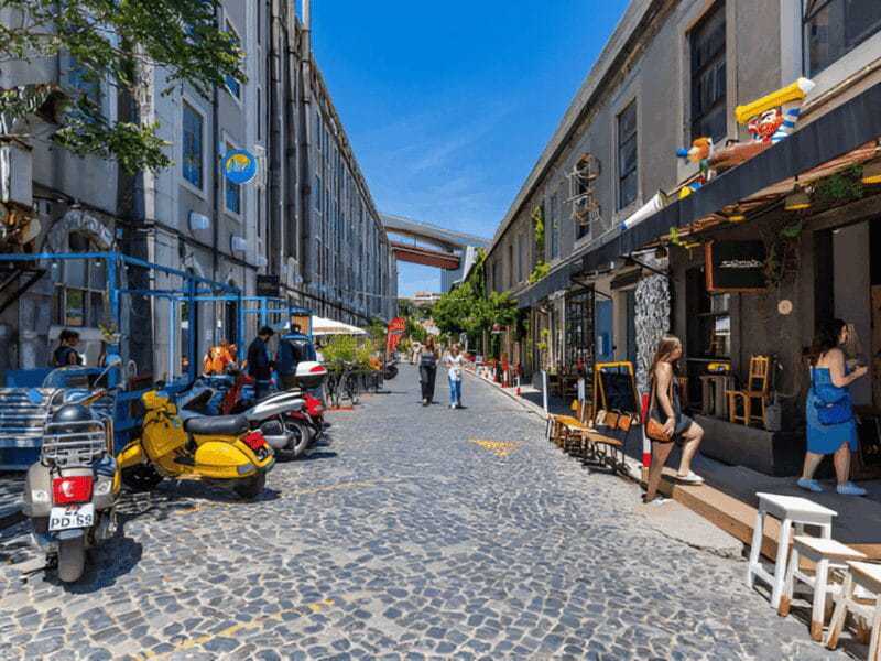 Lisbon : Belem Tuk Tuk Tour - Starting Point and Pickup