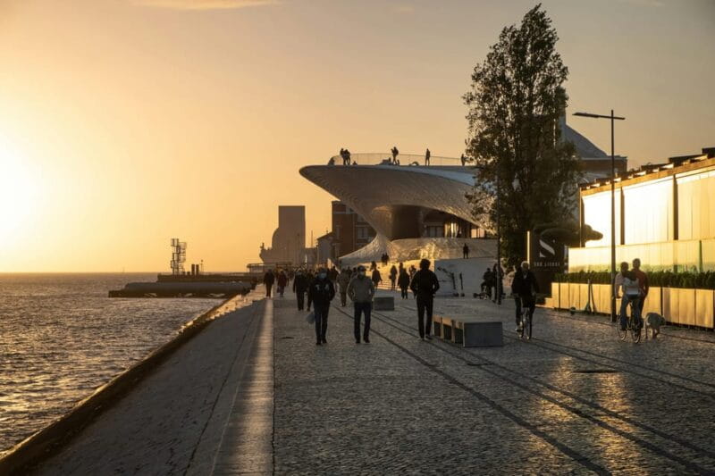 Lisbon : Belem Tuk Tuk Tour - The Monument to the Discoveries and Modern Art