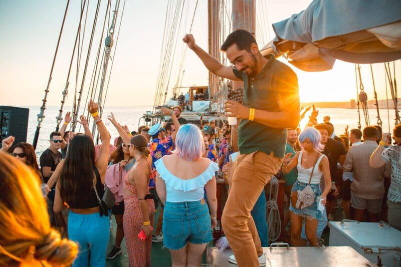 Lisbon Boat Party - Live DJ & Afterparty with VIP Club entry - The Value and Practical Tips