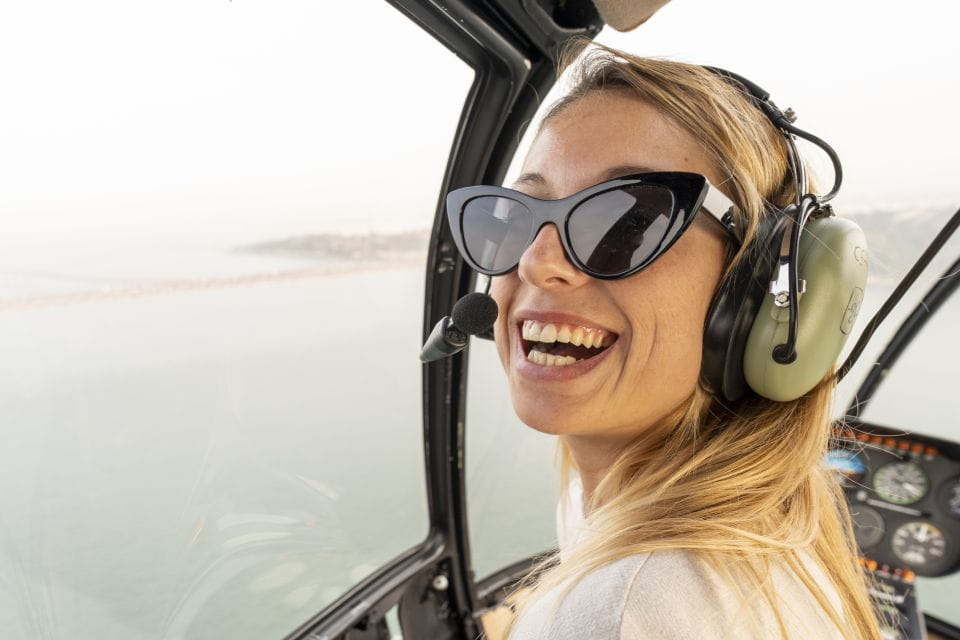 Lisbon: City and Coastline Sightseeing Helicopter Flight - Minimum Passenger Count