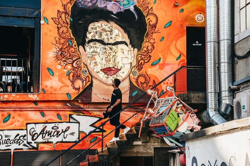 Lisbon City Half Day Private Guided Tour: Iconic Attractions - Inside the UNESCO Gems: Jerónimos Monastery