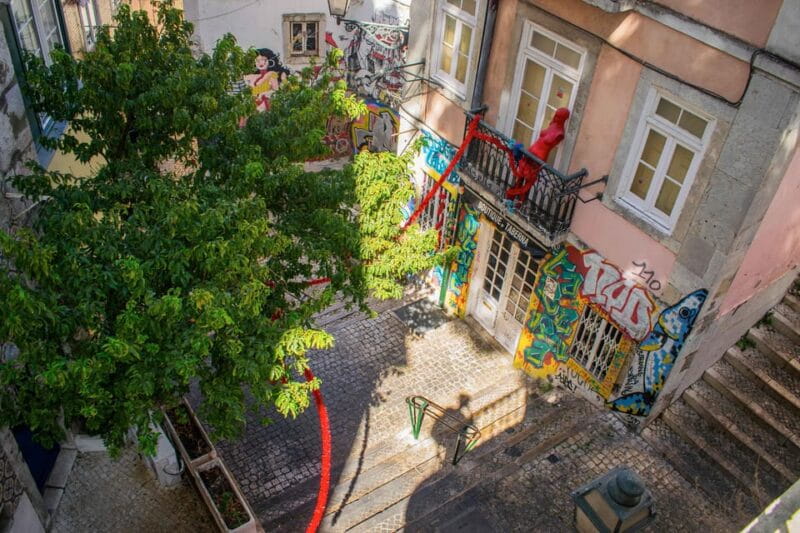 Lisbon: City Highlights Tour with Food Tastings - Wrapping Up at Casa dos Bicos