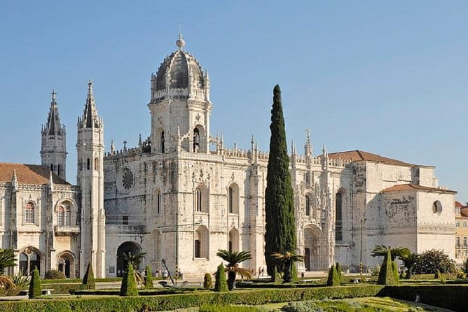 Lisbon City Tour Including Jeronimos Monastery and Tastings - Key points / Takeaways