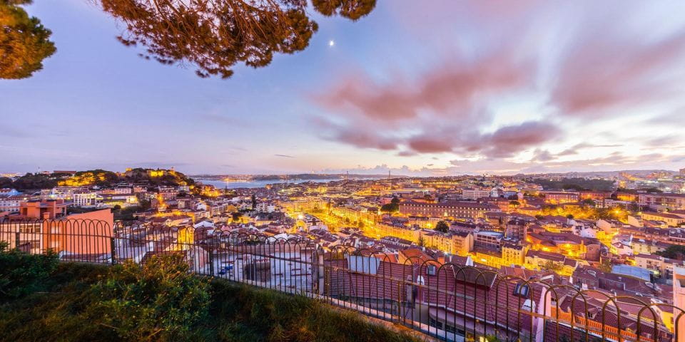 Lisbon City Tour - Shopping and Nightlife