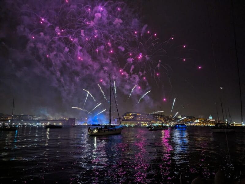 Lisbon: Dazzling New Year's Private Boat Tour (2h) - Experience Breakdown: The Details that Matter