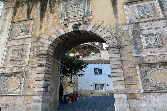 Lisbon: E-ticket to St. George Castle & Audio Tour on Your Phone - Visiting St. George’s Castle: What to Expect