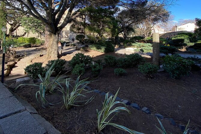 Lisbon: E-ticket to St. George Castle & Audio Tour on Your Phone - The Authentic Experience: Who Will Appreciate This Tour?