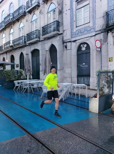 Lisbon: Early Morning Running Tour with Breakfast - Key points / Takeaways