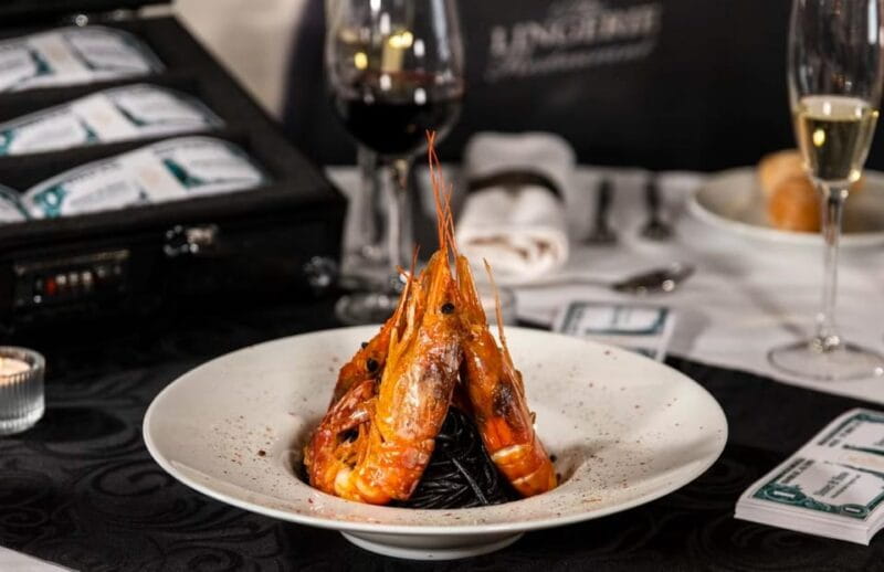 Lisbon: Erotic Cabaret Show and Dinner - Sampling Portugal’s Finest Wines