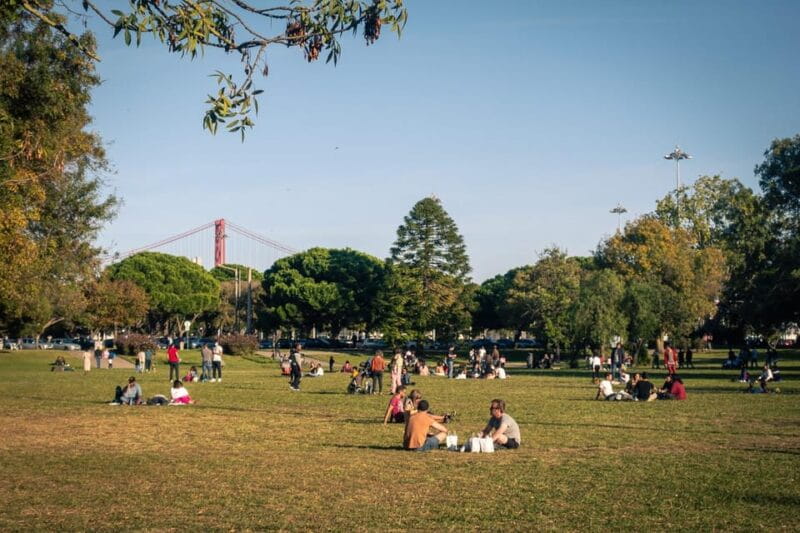 Lisbon: Flexible Walking Tour in Belém - FAQ