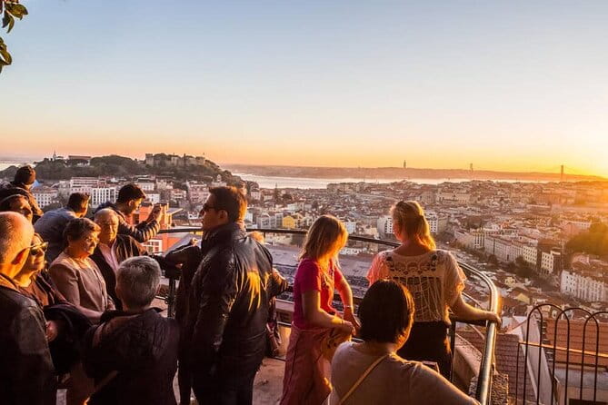Lisbon Half day tour by Private Car - Discovering Lisbon in a Half Day