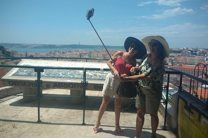 Lisbon Historic Center Private Tuk Tuk Tour 3-Hour - Reviews and Recognition