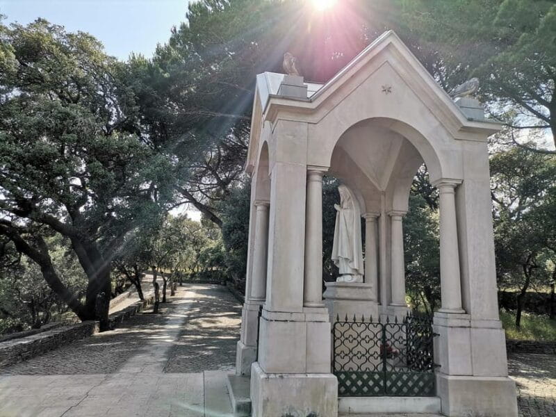 Lisbon: Holy Miracle Church Santarem & Fatima Private Tour - Exploring Portugal’s Sacred Sites: A Complete Look