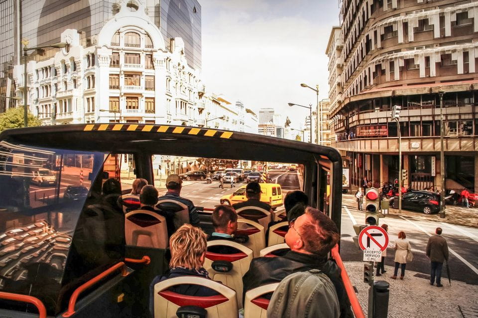Lisbon: Hop-On Hop-Off Bus Tour - Tour Experience and Features