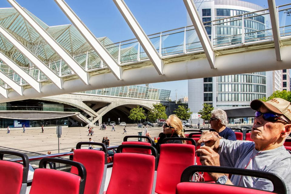 Lisbon: Hop-On Hop-Off Bus Tour - Customer Ratings and Feedback