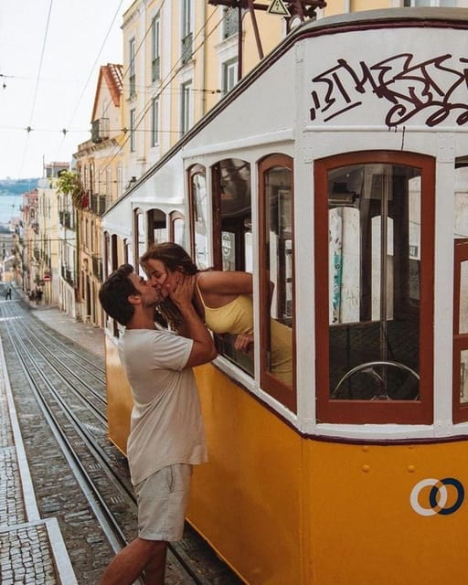 Lisbon Instagram tour with a private photographer - FAQ