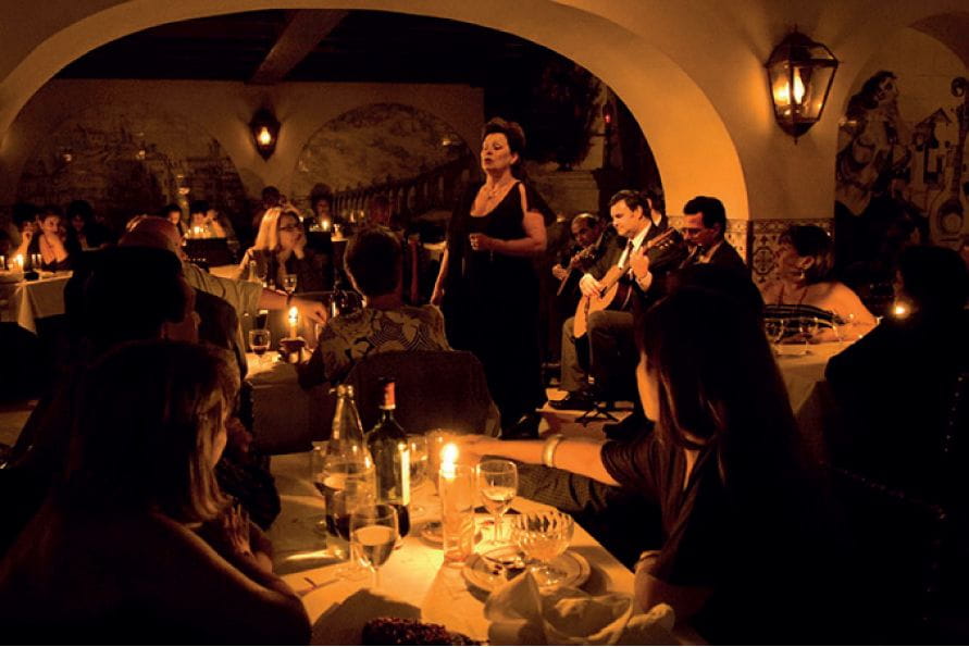 Lisbon: Luxury Fado Tour With Dinner Included - Lisbon Cathedral and Pantheon
