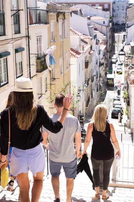 Lisbon: Off the beaten path Downtown Walk with a Local - What’s Included? Why It’s Good Value