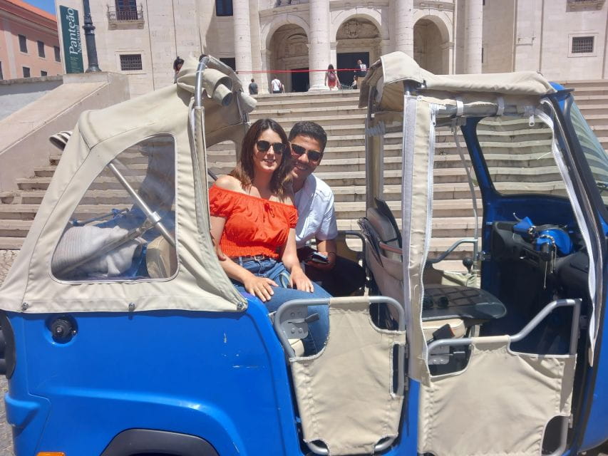 Lisbon: Old Town and Historic Center Private Guided Tour - Exploring Alfama Neighborhood