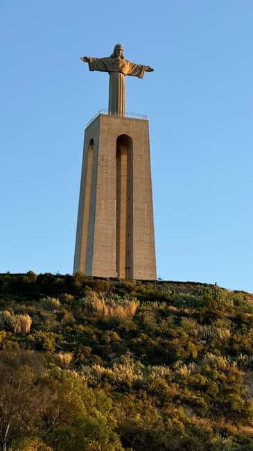 Lisbon On a Sailboat - Cultural Facts and Sailing Experience - FAQs