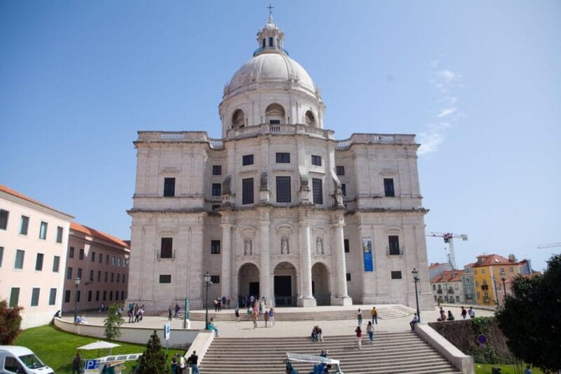Lisbon Panorama Tour: Electric Tuk Tuk | Professional Guide - FAQ