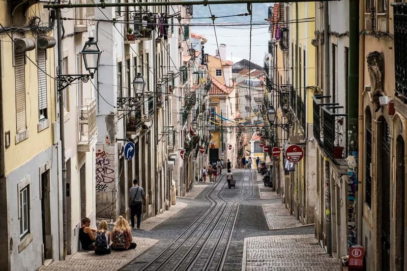 Lisbon: Photography Masterclass - Private Photo Lesson - Scenic Viewpoints and Hidden Corners