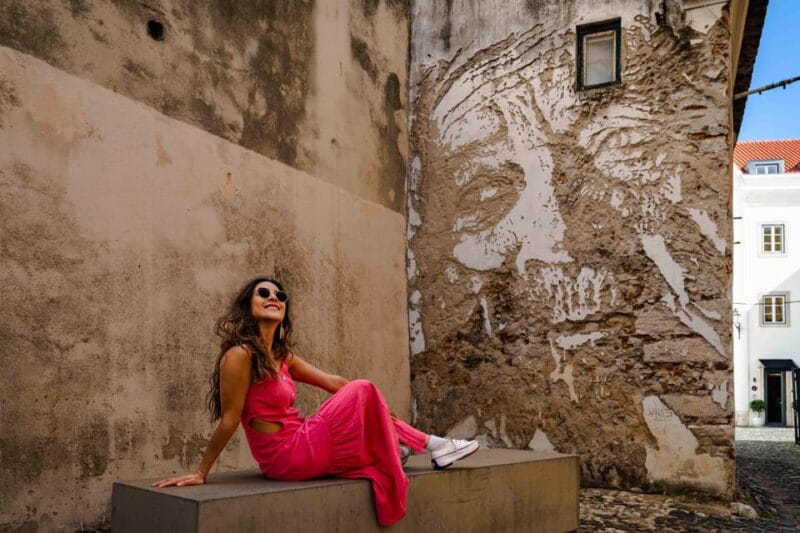 Lisbon PhotoWalks: Iconic Spots, Stunning Photos - Who Is This Tour Best Suited For?