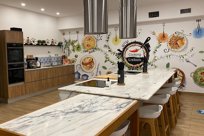 Lisbon Portuguese Cooking Class With 3-Course Dinner - Inclusions in the Experience