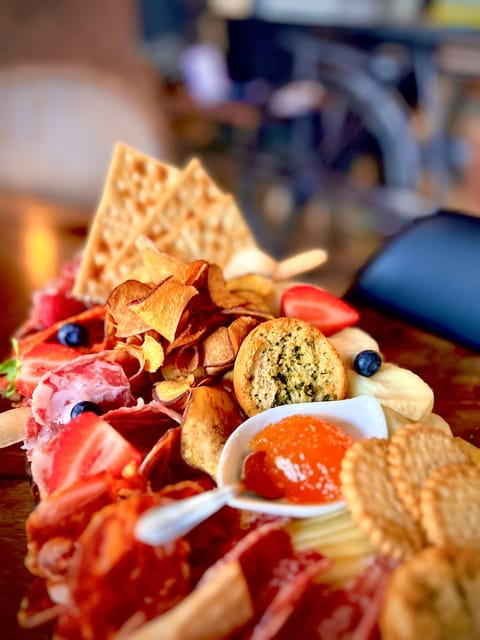 Lisbon: Premium Wine and Tapas Tasting Session - Discovering the Best of Lisbon’s Wine Scene in a Premium Tasting