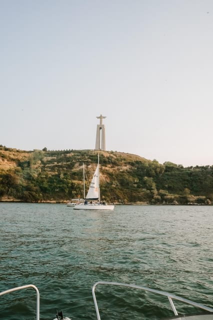 Lisbon PRIVATE Cruise - Fun, Friends and Unique Moments - Key points / Takeaways