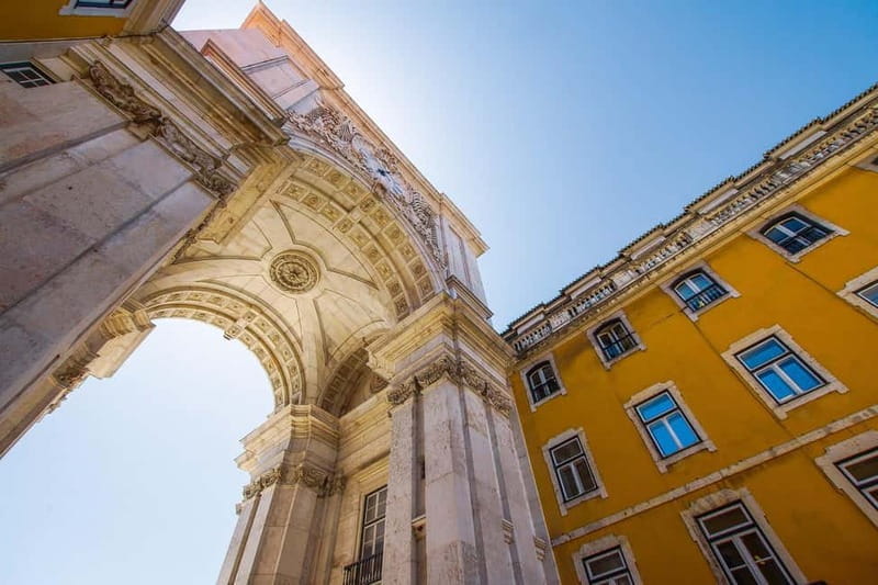 Lisbon: Private Guided Tuk-Tuk Tour with Hotel Pickup - Key points / Takeaways